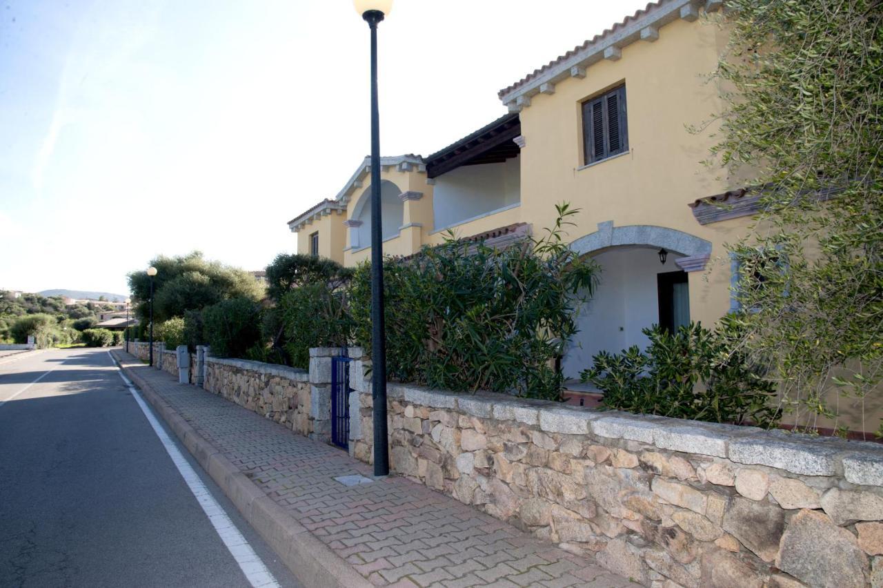 Residence Oasi E Oasi Blu Сан Теодоро Екстериор снимка