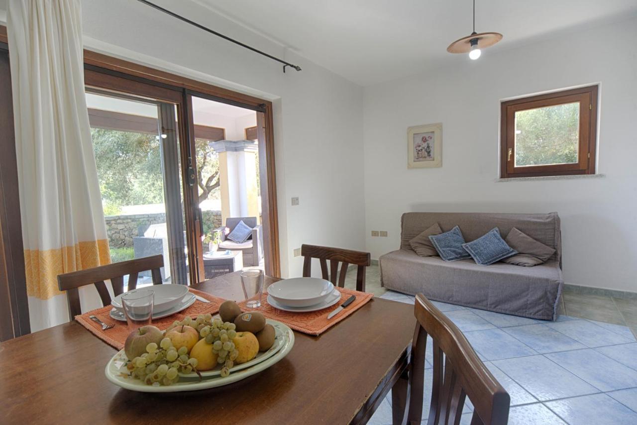 Residence Oasi E Oasi Blu Сан Теодоро Екстериор снимка