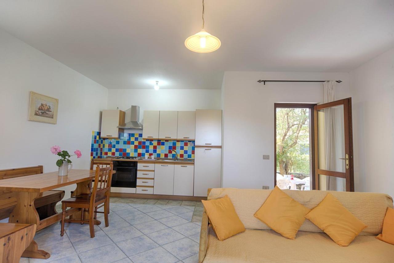 Residence Oasi E Oasi Blu Сан Теодоро Екстериор снимка