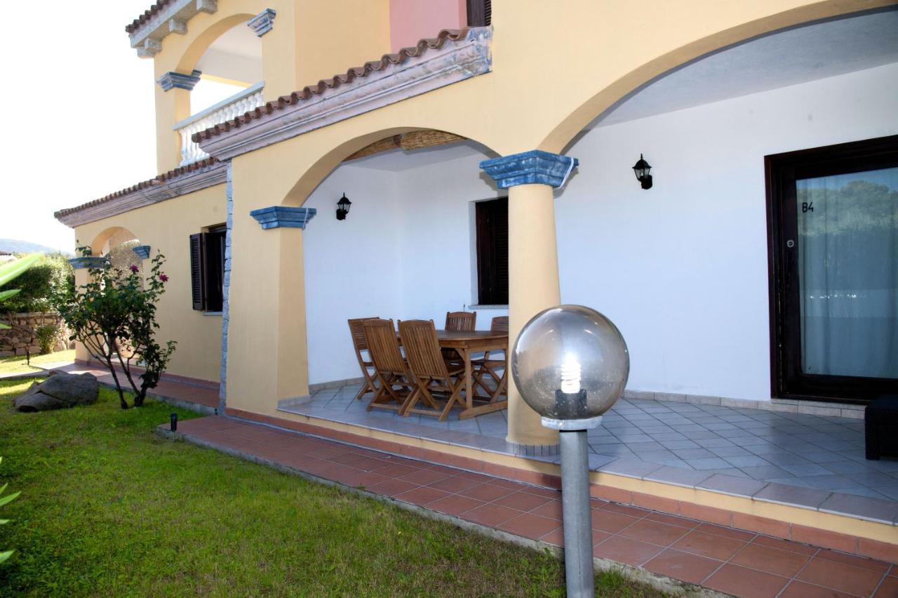 Residence Oasi E Oasi Blu Сан Теодоро Екстериор снимка