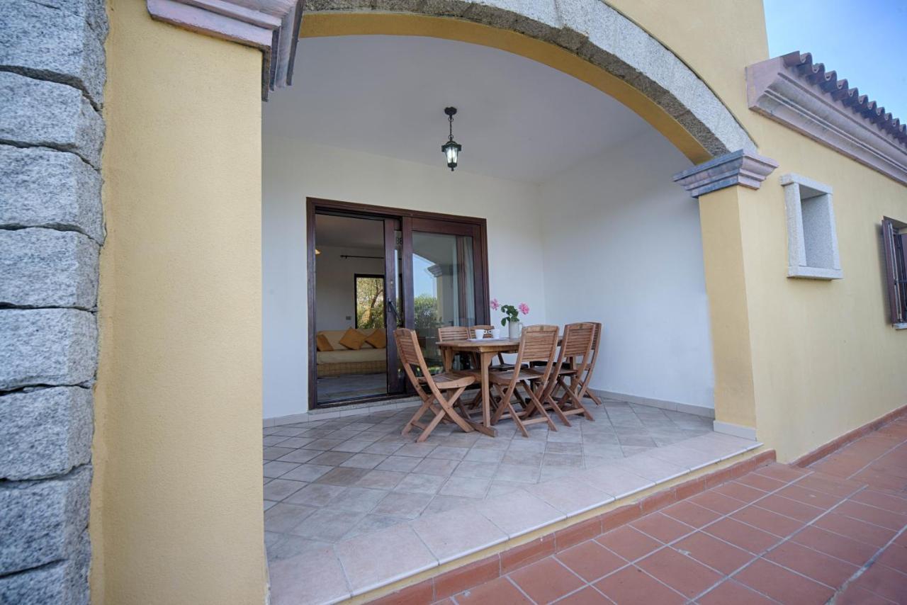 Residence Oasi E Oasi Blu Сан Теодоро Екстериор снимка