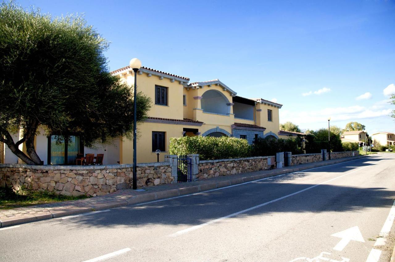 Residence Oasi E Oasi Blu Сан Теодоро Екстериор снимка