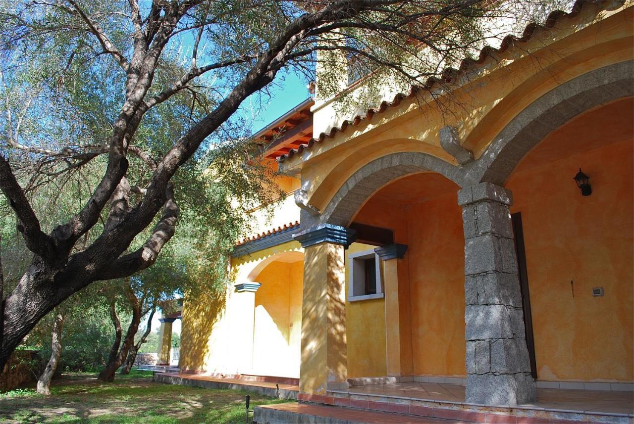 Residence Oasi E Oasi Blu Сан Теодоро Екстериор снимка