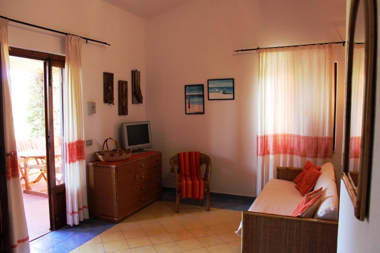Residence Oasi E Oasi Blu Сан Теодоро Екстериор снимка